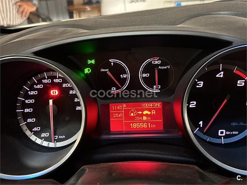 Blanco Usado 2011 Alfa Romeo Giulietta Distinctive Utilitario | 7200 € (Precio justo) - Imagen 1/4