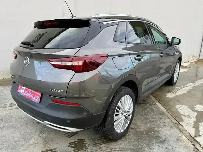 Usado Opel Grandland X 130 CV (95 kW) 2019 Gris SUV