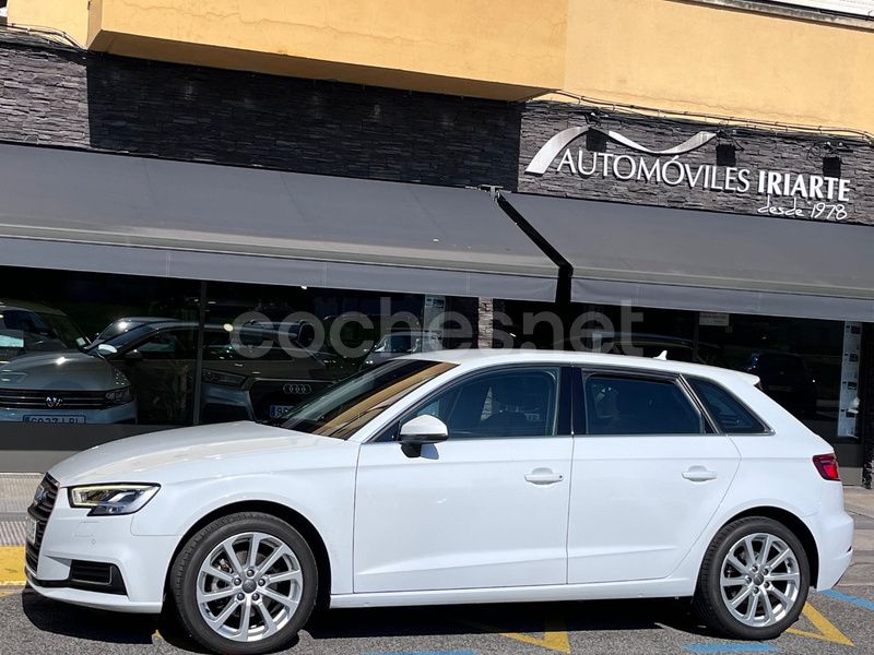 Blanco Usado 2017 Audi A3 Sportback Design Berlina | 18.900 € (Precio justo) - Imagen 1/4