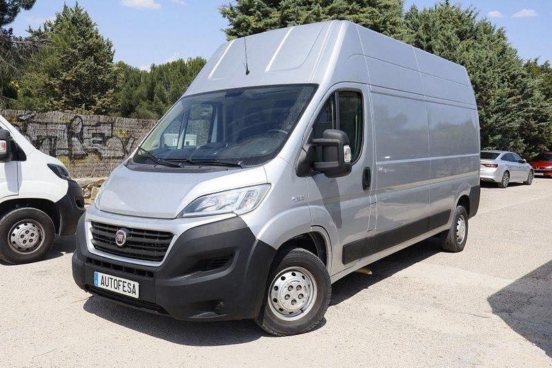 Gris Usado 2018 Fiat Ducato Van | 18.850 € (Buen precio) - Imagen 1/4