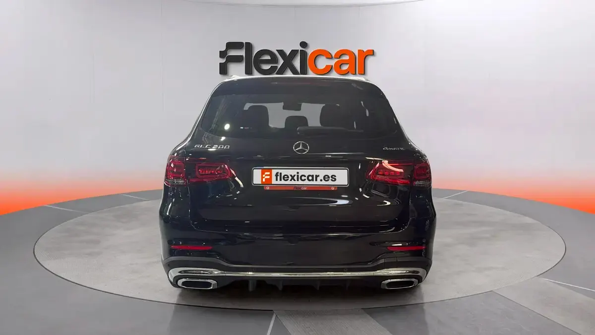 Usado Mercedes GLC200 197 CV (144 kW) 2021 Negro SUV