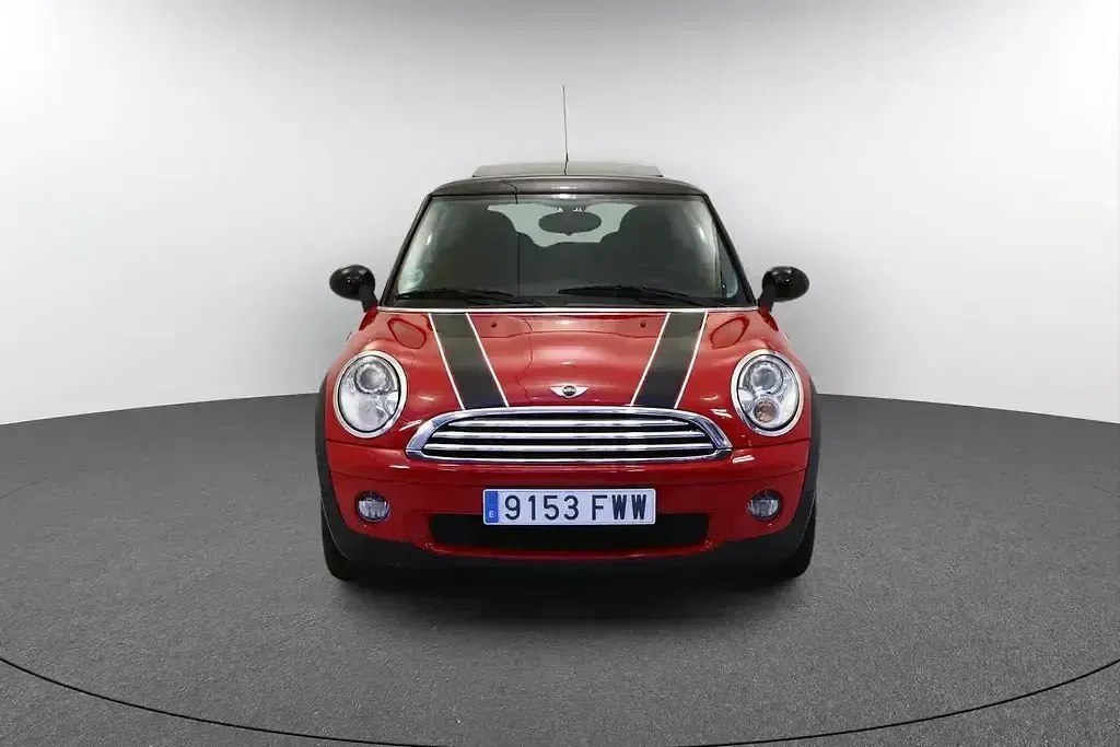 Usado Mini Cooper 120 CV (88 kW) 2008 Rojo Utilitario