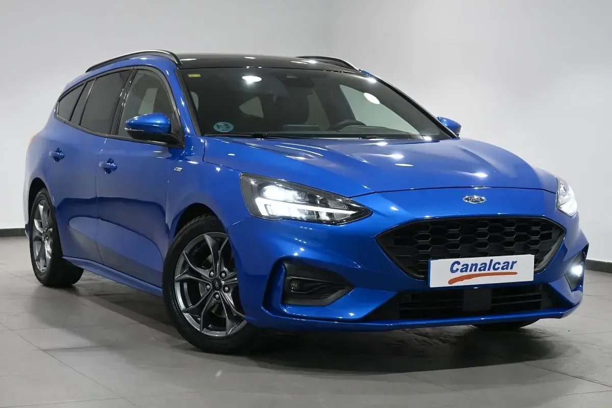 Usado Ford Focus Active 150 CV (110 kW) 2020 Azul