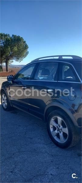 Negro Usado 2008 Opel Antara Cosmo SUV | 5450 € (Precio justo) - Imagen 1/4