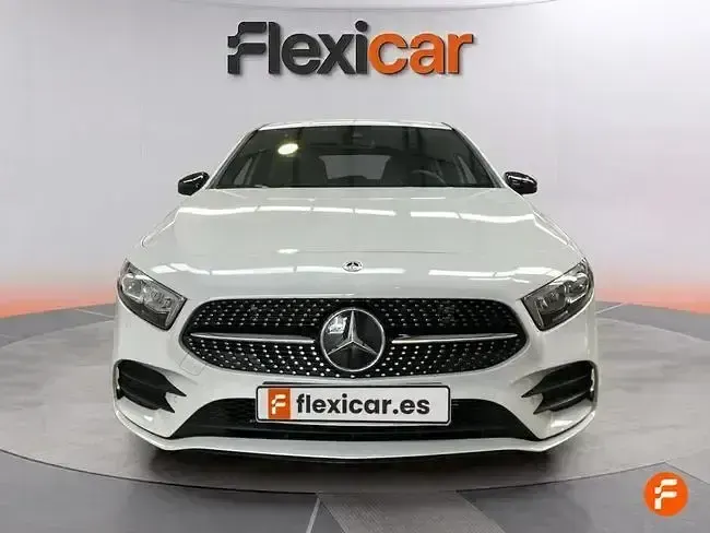 Käytetty Mercedes A200 150 HP (110 kW) 2022 Valkoinen Sedan