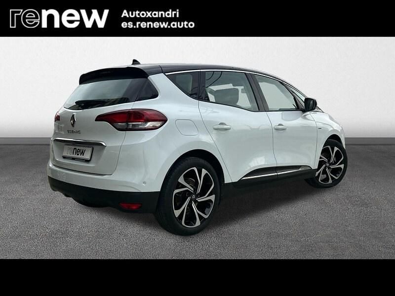 Usado Renault Scénic IV Collection 131 CV (96 kW) 2018 Blanco Monovolumen