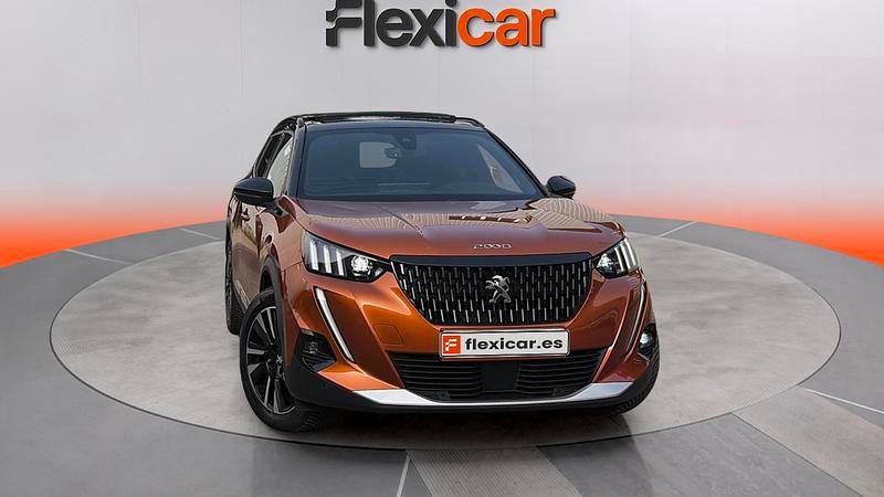 Usado Peugeot 2008 GT 156 CV (114 kW) 2020 Naranja SUV