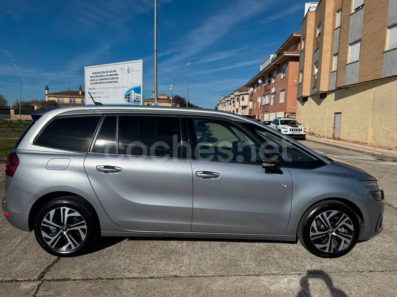 Usado Citroën C4 SpaceTourer 131 CV (96 kW) 2021 Gris / plata Monovolumen