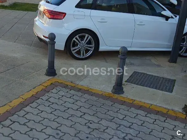 Usado Audi A3 S-Line 116 CV (85 kW) 2019 Blanco Berlina