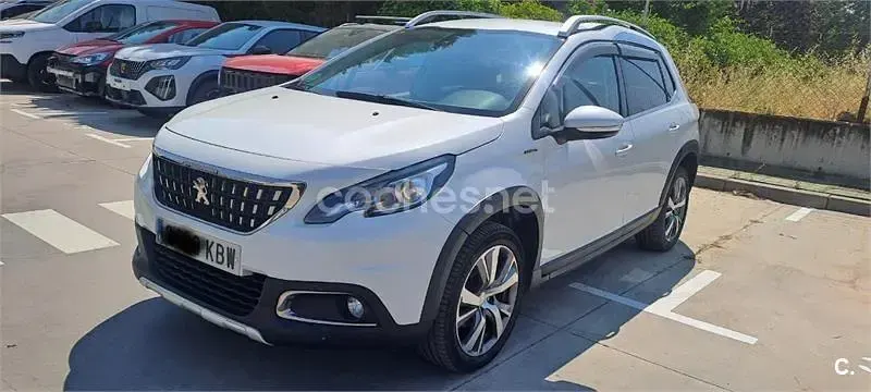 Usado Peugeot 2008 Allure 120 CV (88 kW) 2018 Blanco SUV