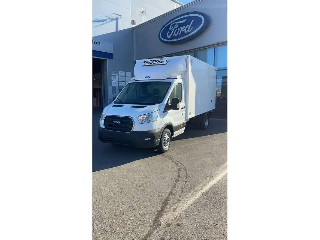 Usado Ford Transit Trend 131 CV (96 kW) 2021 Blanco Van