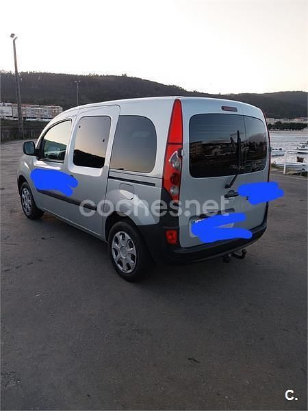 Usado Renault Kangoo Expression 85 CV (62 kW) 2012 Gris / plata Monovolumen
