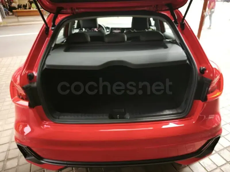 Usado Audi A1 Sportback S-Line 95 CV (69 kW) 2022 Rojo Utilitario