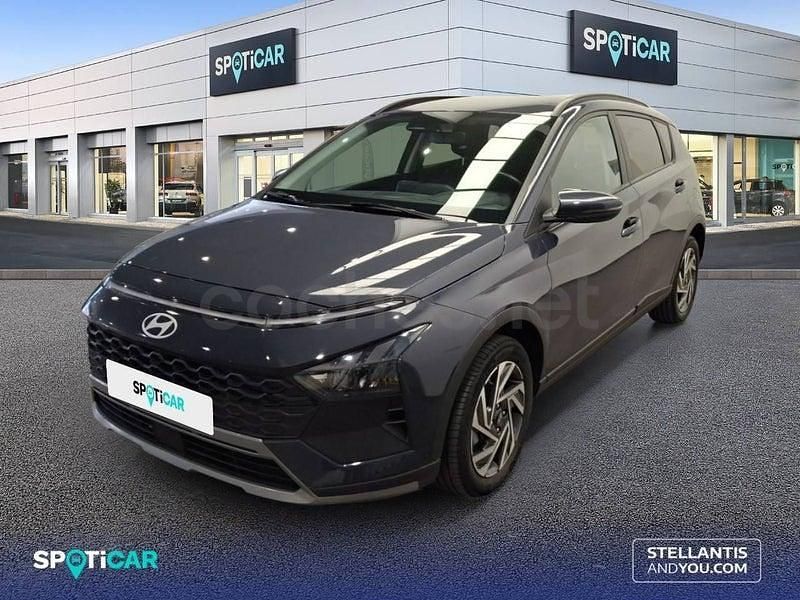 Usado Hyundai Bayon 84 CV (61 kW) 2025 Gris / plata SUV