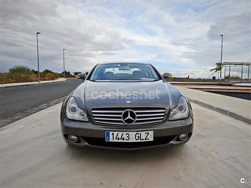 Gris / plata Usado 2007 Mercedes CLS320 Berlina | 10.399 € (Precio justo) - Imagen 1/4