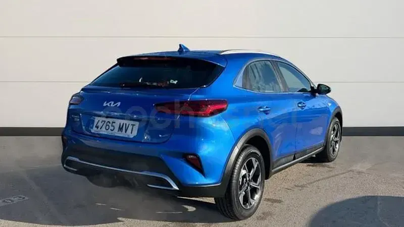 Usado Kia XCeed 140 CV (102 kW) 2024 Azul SUV