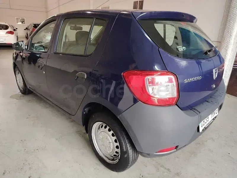 Usado Dacia Sandero Lauréate 75 CV (55 kW) 2012 Azul Berlina