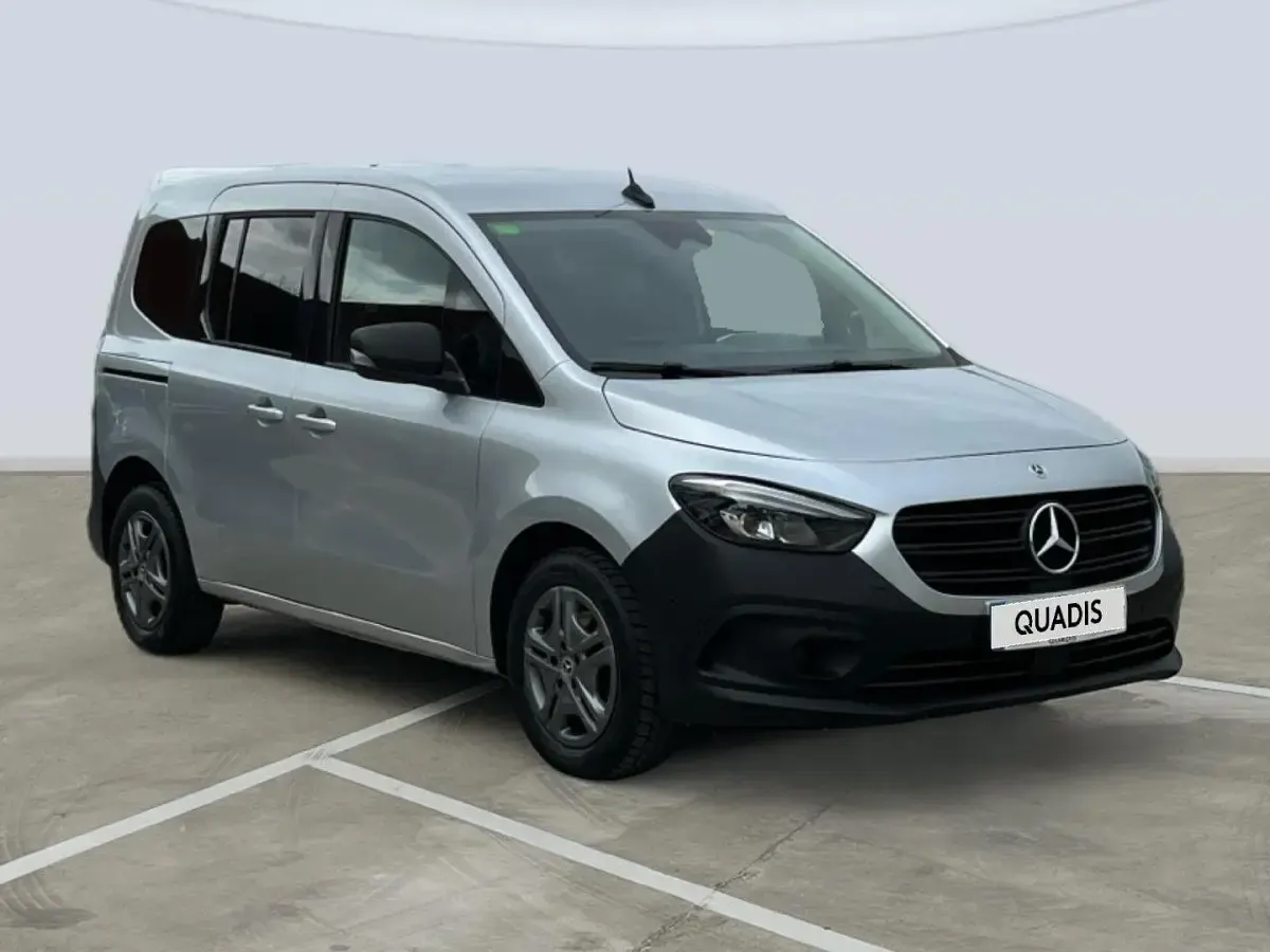 Usado Mercedes Citan 110 95 CV (69 kW) 2023 Gris plata Monovolumen