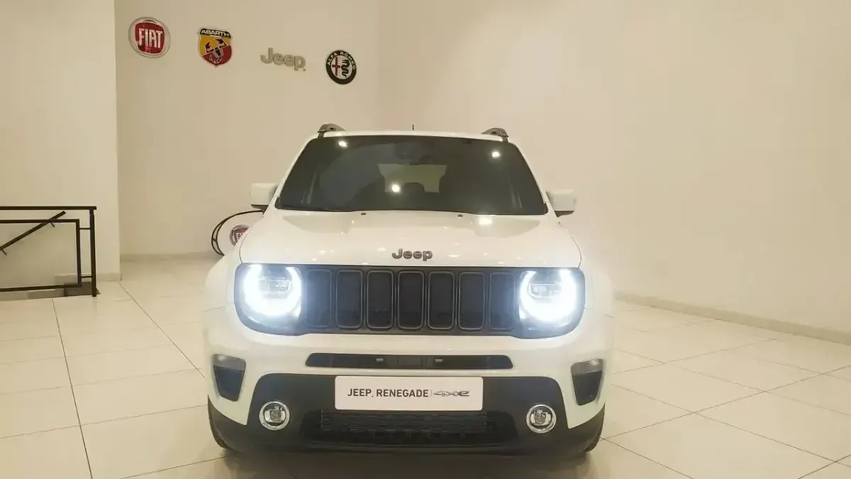 Usado Jeep Renegade 240 CV (176 kW) 2020 Blanco SUV