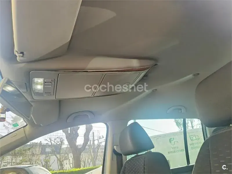 Usado VW Touran Highline 140 CV (102 kW) 2006 Gris / plata Monovolumen