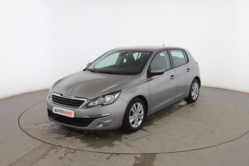 Usado Peugeot 308 Active 92 HP (67 kW) 2015 Sedan