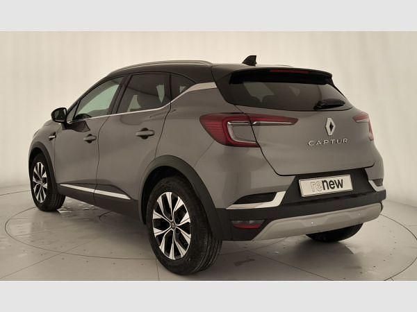 Usado Renault Captur Techno 140 CV (102 kW) 2023 Gris SUV