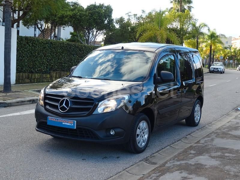 Usado Mercedes Citan 111 116 CV (85 kW) 2019 Negro Familiar