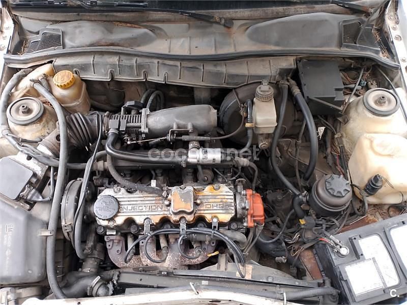 Usado Opel Vectra 129 CV (94 kW) 1989 Blanco Berlina