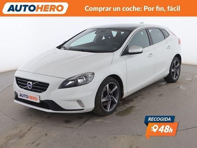 Blanco Usado 2016 Volvo V40 R-Design Momentum Berlina | 16.699 € (Buen precio) - Imagen 1/3