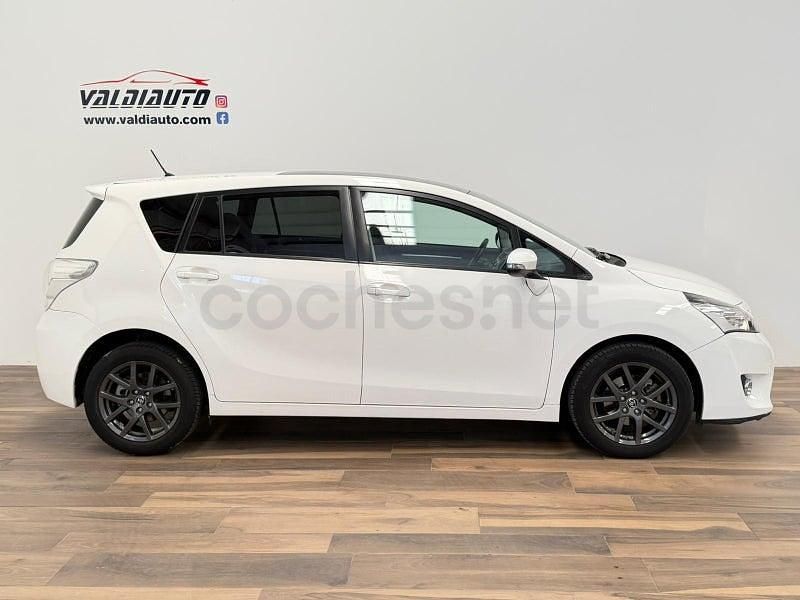 Usado Toyota Verso Advance 147 CV (108 kW) 2016 Blanco Monovolumen