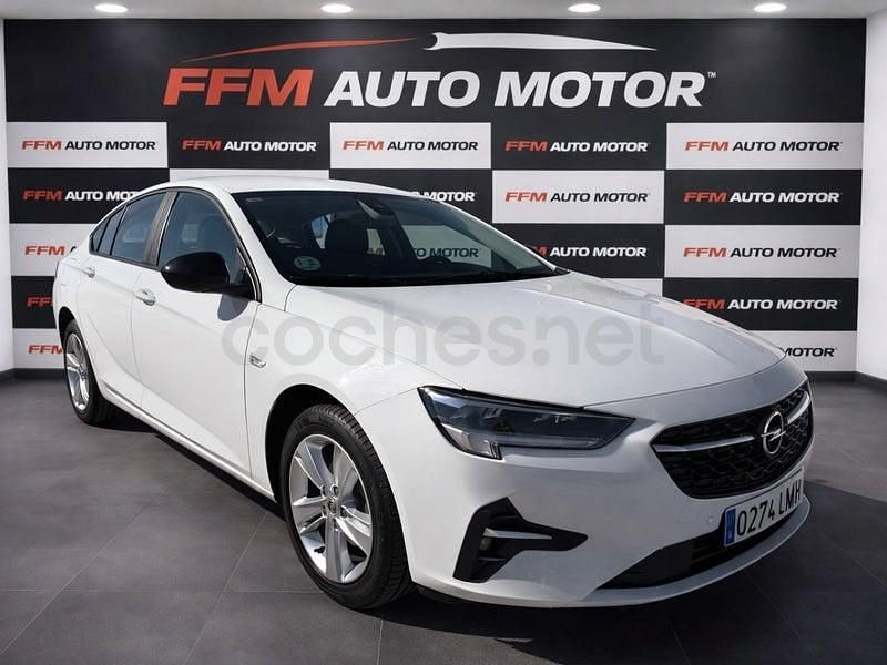Usado Opel Insignia Business Edition 122 CV (89 kW) 2021 Blanco Berlina