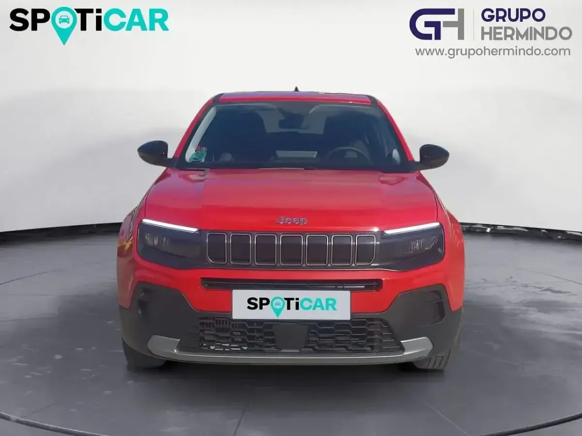 Usado Jeep Avenger Altitude 100 CV (73 kW) 2025 Rojo SUV
