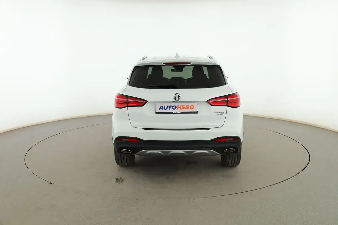 Usado MG EHS Comfort 258 CV (189 kW) 2022 Blanco SUV