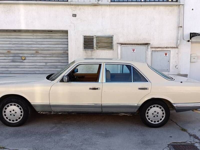 Usado Mercedes 280 SE 185 CV (136 kW) 1981 Beige Berlina