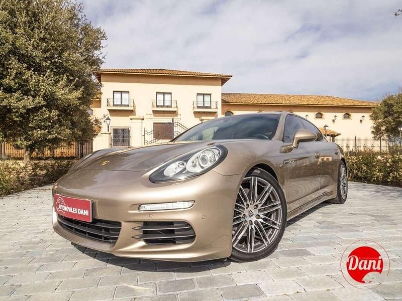Usado Porsche Panamera Edition 300 CV (220 kW) 2015 Beige Utilitario