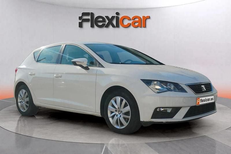 Blanco Usado 2018 Seat Leon Reference Berlina | 13.190 € (Precio justo) - Imagen 1/4