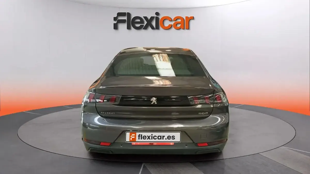 Usado Peugeot 508 Business-Line 130 CV (95 kW) 2021 Gris Berlina