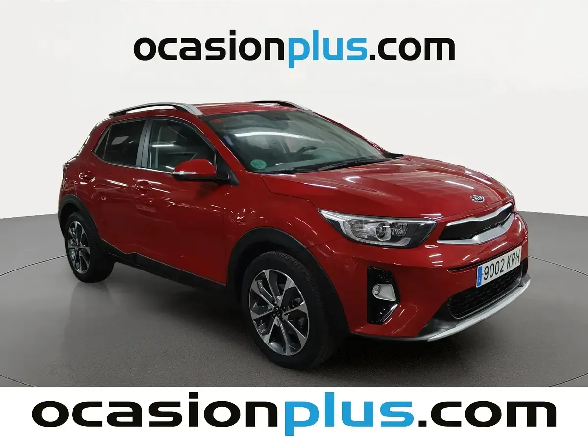 Usado Kia Stonic 100 CV (73 kW) 2018 Rojo SUV