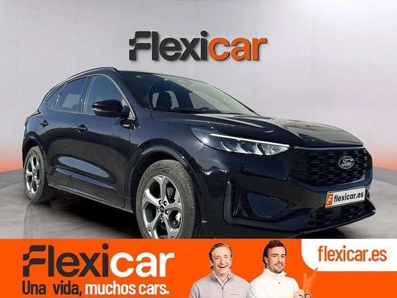 Usado Ford Kuga ST-Line 150 CV (110 kW) 2025 Negro SUV