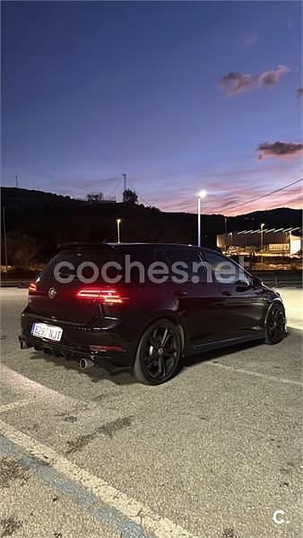 Usado VW Golf VII GTI 290 CV (213 kW) 2019 Negro Berlina