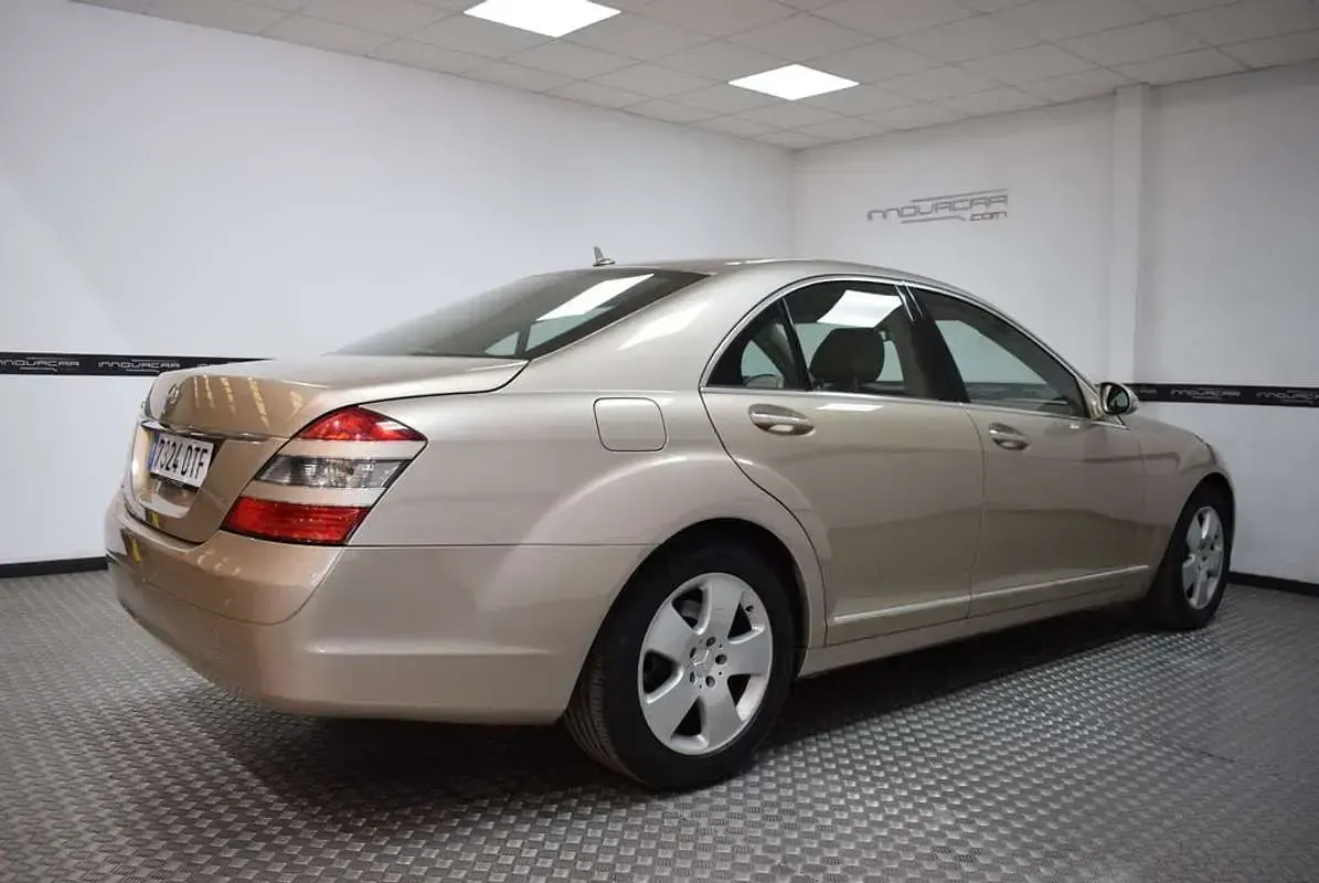 Usado Mercedes S350 272 CV (200 kW) 2006 Beige Berlina