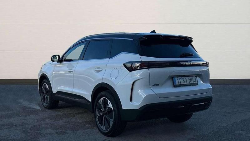 Usado Ebro s700 Luxury 147 CV (108 kW) 2025 Blanco SUV