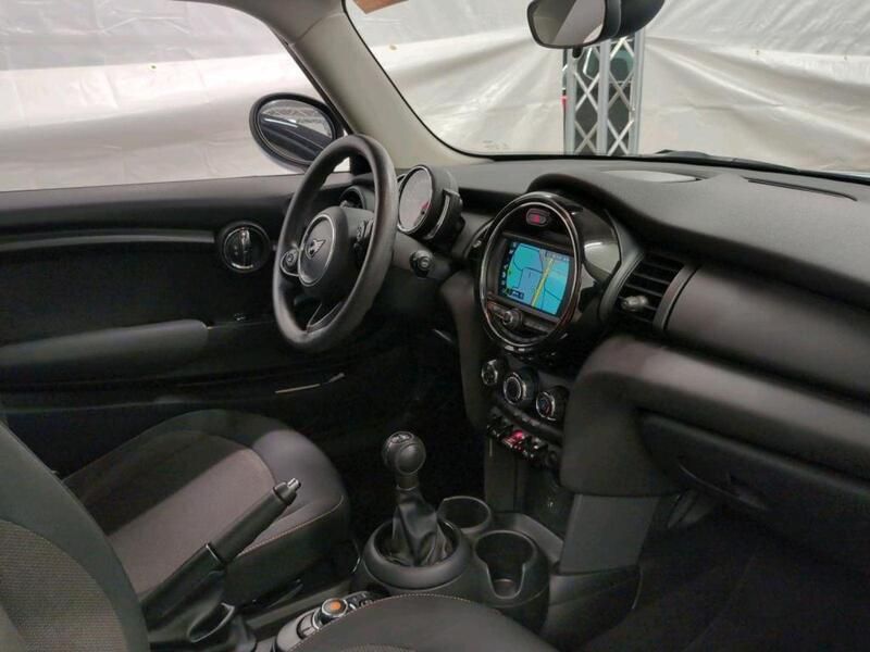 Usado Mini ONE 102 CV (75 kW) 2019 Azul Utilitario