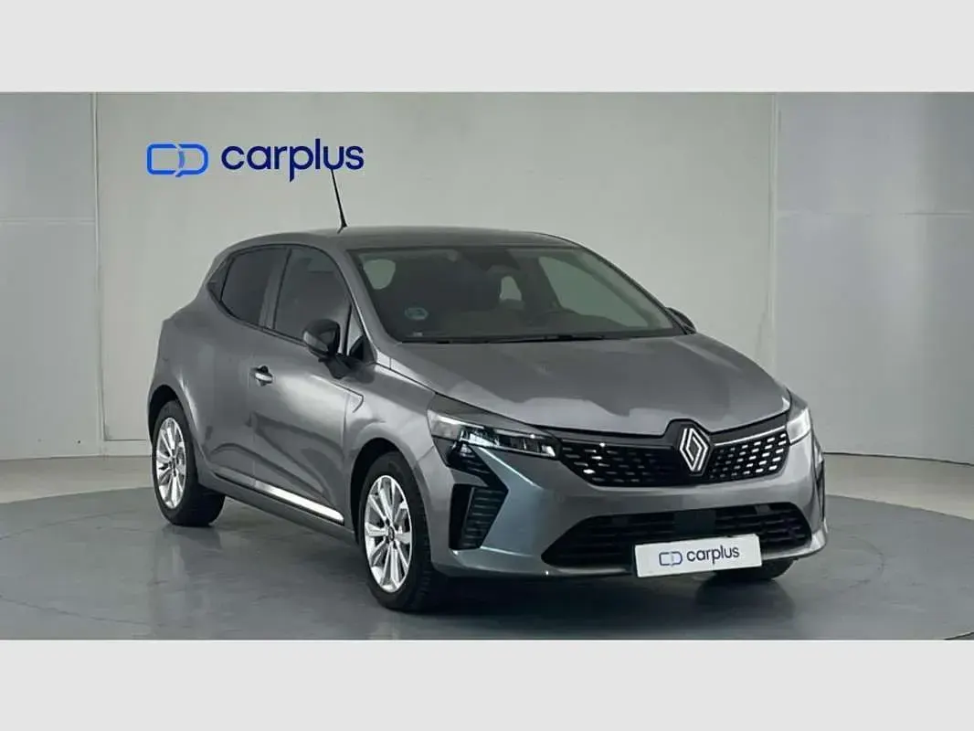 Usado Renault Clio Evolution 101 CV (74 kW) 2025 Gris Utilitario