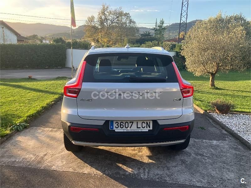 Blanco Usado 2019 Volvo XC40 Business Edition SUV | 28.000 € (Precio justo) - Imagen 1/4