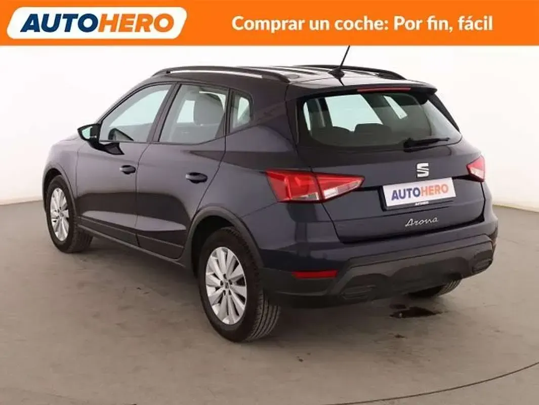 Usado Seat Arona Reference 95 CV (69 kW) 2021 Azul SUV
