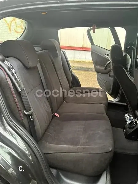 Usado Alfa Romeo 147 120 CV (88 kW) 2005 Negro Utilitario