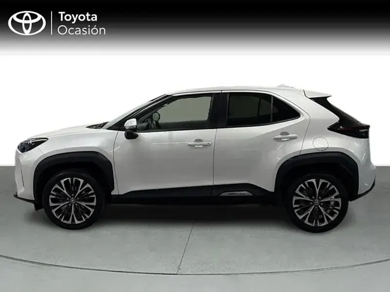 Usado Toyota Yaris Cross Style 116 CV (85 kW) 2022 Blanco SUV