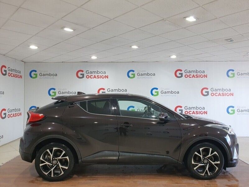 Usado Toyota C-HR Advance 122 CV (89 kW) 2019 Marrón SUV