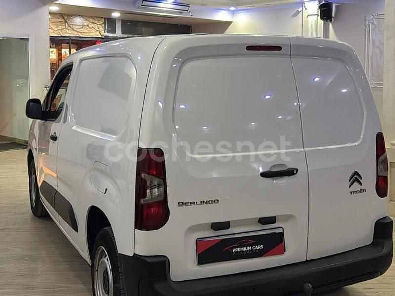 Usado Citroën Berlingo Live 102 CV (75 kW) 2022 Blanco Monovolumen